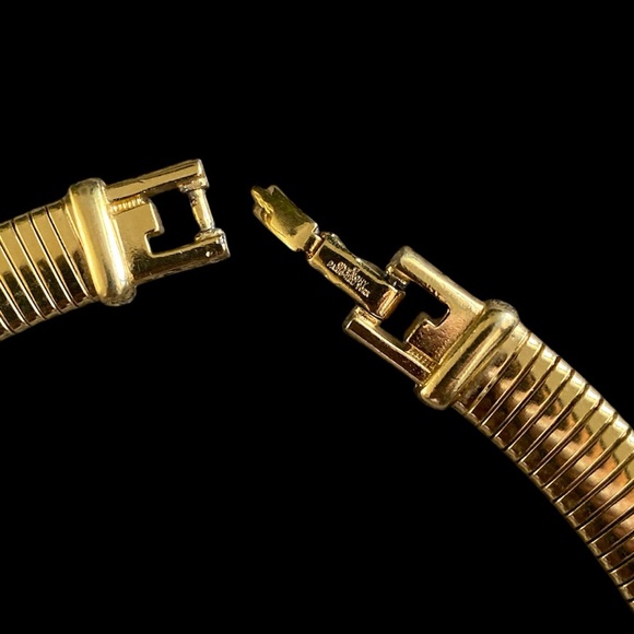 Vintage Givenchy Goldtone Necklace - Picture 7 of 7